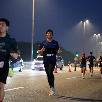 Runner Photo 7371284