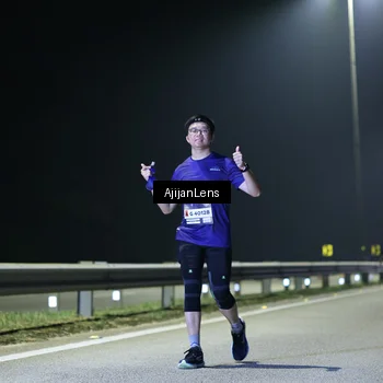 Runner Photo 7371297
