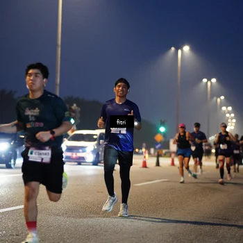 Runner Photo 7371312