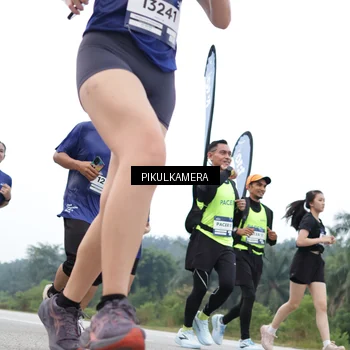 Runner Photo 7371314