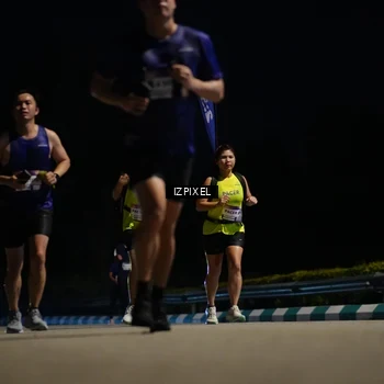 Runner Photo 7371335