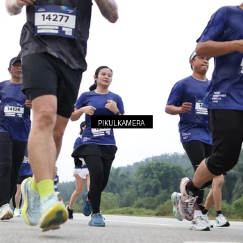 Runner Photo 7371356