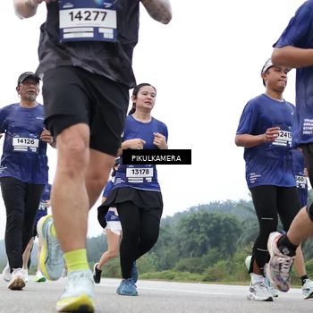 Runner Photo 7371373