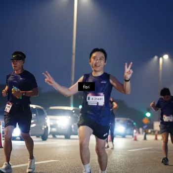 Runner Photo 7371378