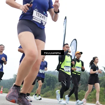 Runner Photo 7371383