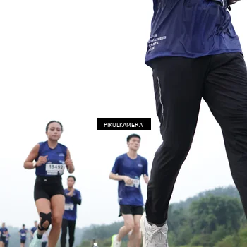 Runner Photo 7371411