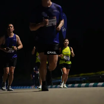 Runner Photo 7371429