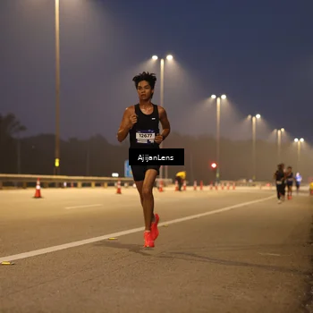 Runner Photo 7371448