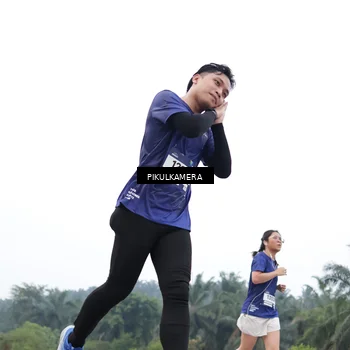 Runner Photo 7371457