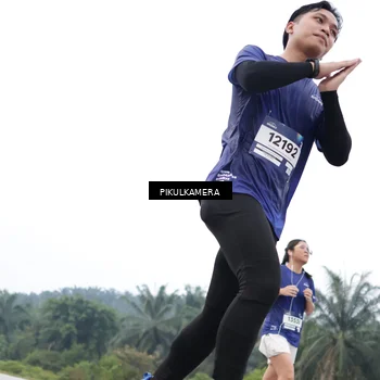 Runner Photo 7371474