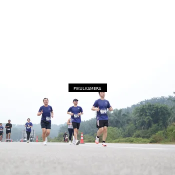 Runner Photo 7371491