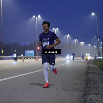 Runner Photo 7371508