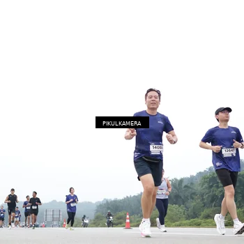 Runner Photo 7371513