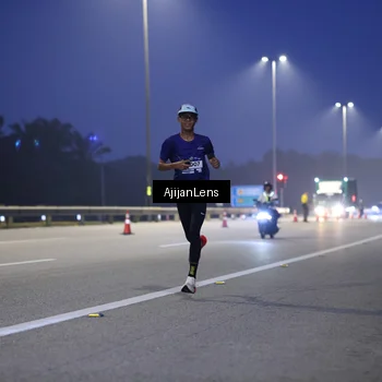 Runner Photo 7371534