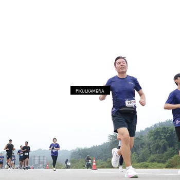 Runner Photo 7371551