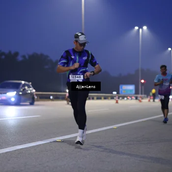 Runner Photo 7371597