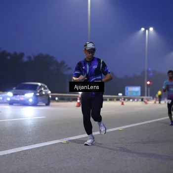 Runner Photo 7371618