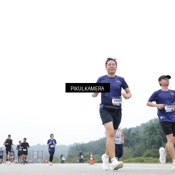 Runner Photo 7371636