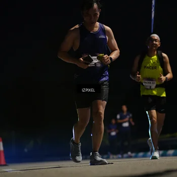 Runner Photo 7371640
