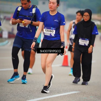 Runner Photo 7371649