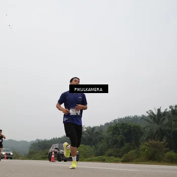 Runner Photo 7371656
