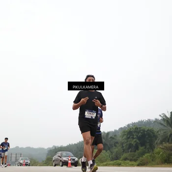 Runner Photo 7371662