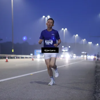 Runner Photo 7371669