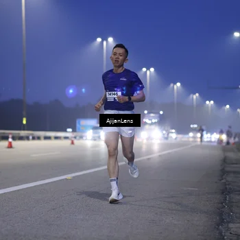 Runner Photo 7371671