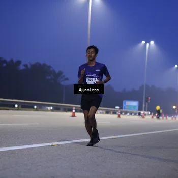 Runner Photo 7371680