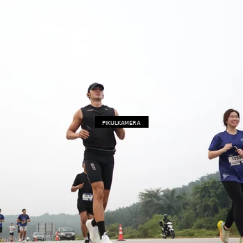Runner Photo 7371683