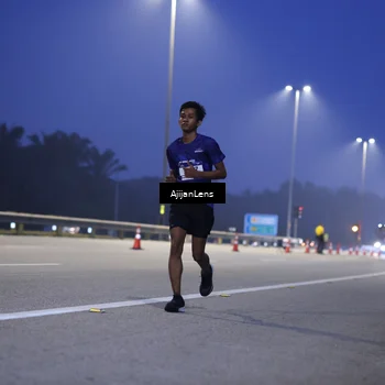 Runner Photo 7371703