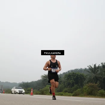 Runner Photo 7371716