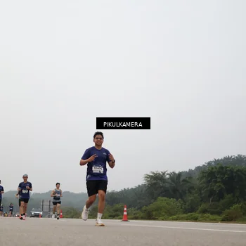 Runner Photo 7371765