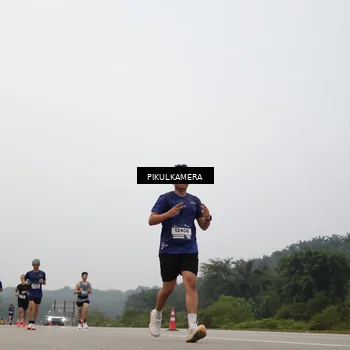 Runner Photo 7371809