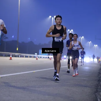 Runner Photo 7371864