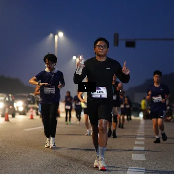 Runner Photo 7371880
