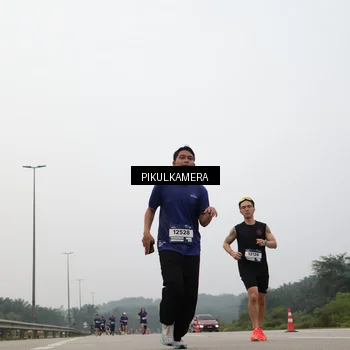 Runner Photo 7371881