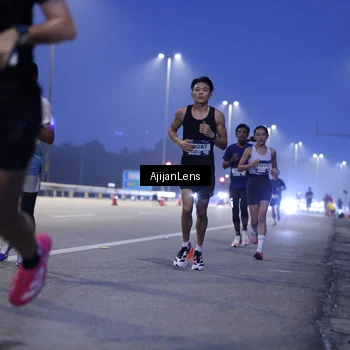 Runner Photo 7371889