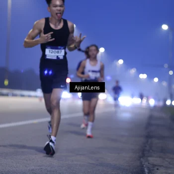 Runner Photo 7371895