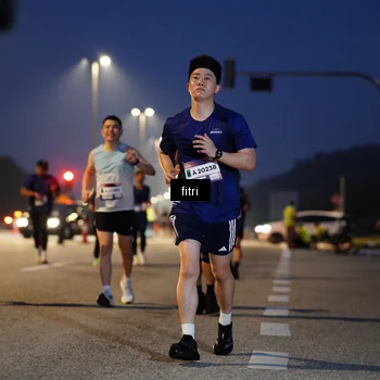 Runner Photo 7371951
