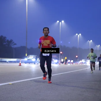 Runner Photo 7371955