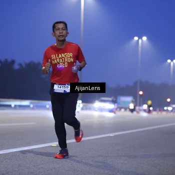 Runner Photo 7371993