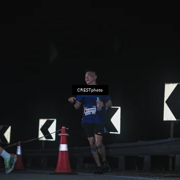 Runner Photo 7372021