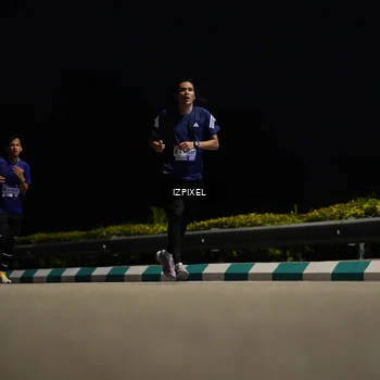 Runner Photo 7372034