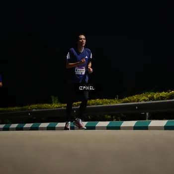 Runner Photo 7372041