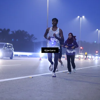 Runner Photo 7372069