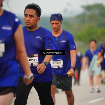 Runner Photo 7372078