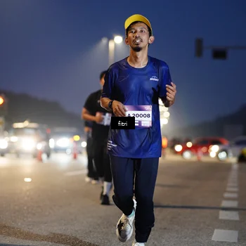 Runner Photo 7372091