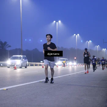 Runner Photo 7372099