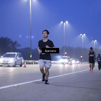 Runner Photo 7372100